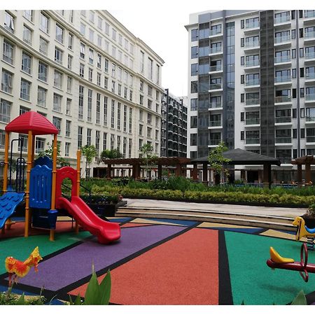 Cozyvilla At 81 Newport Blvd Walk To Naia T3 Marriott & Resorts World Casino & Newport Mall For 5 Pax Free Parking!!!! パサイ エクステリア 写真