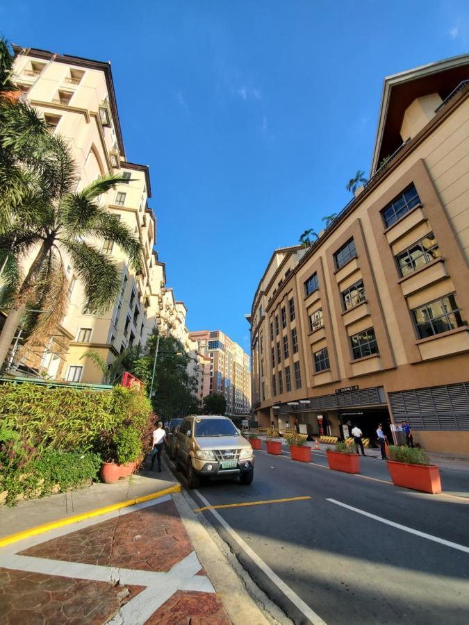 Cozyvilla At 81 Newport Blvd Walk To Naia T3 Marriott & Resorts World Casino & Newport Mall For 5 Pax Free Parking!!!! パサイ エクステリア 写真