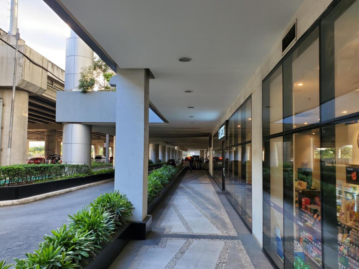 Cozyvilla At 81 Newport Blvd Walk To Naia T3 Marriott & Resorts World Casino & Newport Mall For 5 Pax Free Parking!!!! パサイ エクステリア 写真