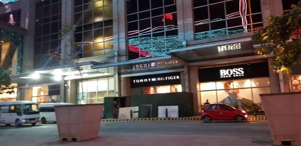 Cozyvilla At 81 Newport Blvd Walk To Naia T3 Marriott & Resorts World Casino & Newport Mall For 5 Pax Free Parking!!!! パサイ エクステリア 写真