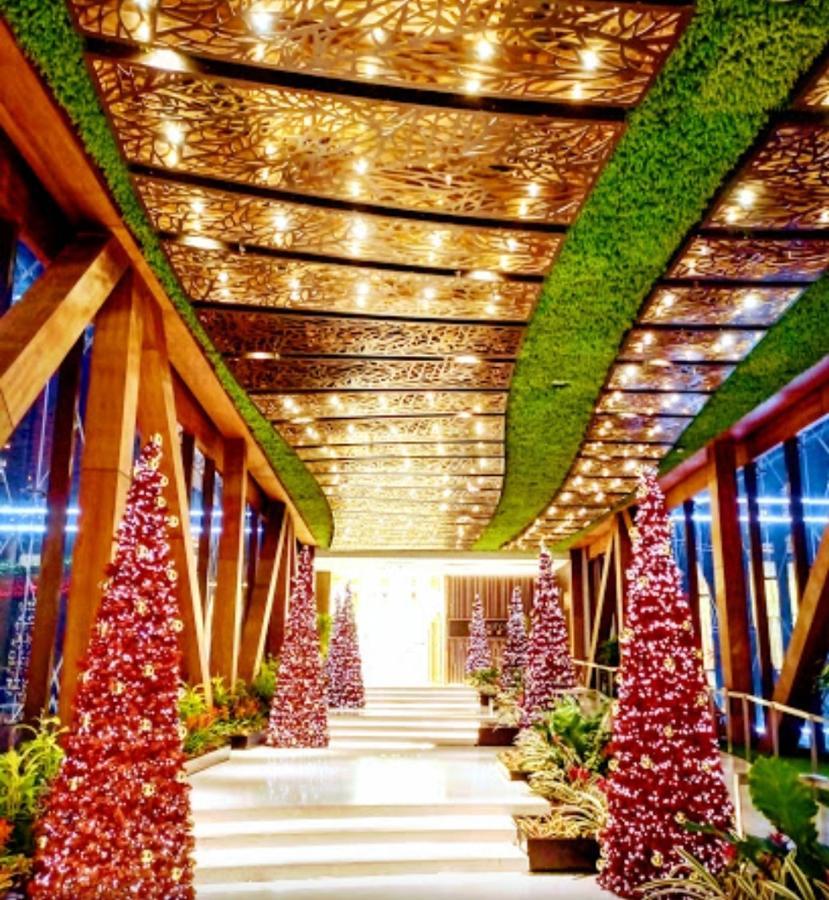Cozyvilla At 81 Newport Blvd Walk To Naia T3 Marriott & Resorts World Casino & Newport Mall For 5 Pax Free Parking!!!! パサイ エクステリア 写真