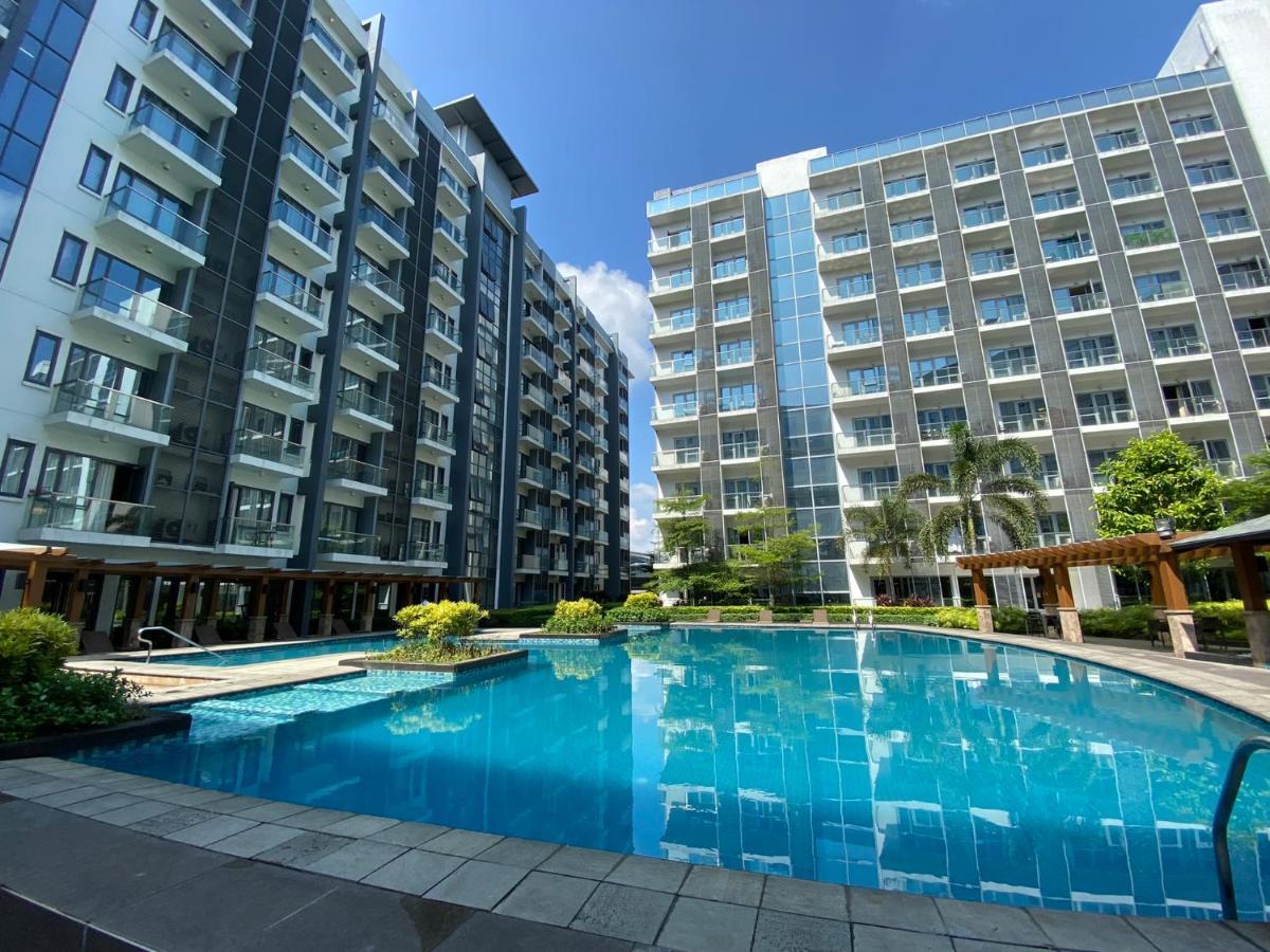 Cozyvilla At 81 Newport Blvd Walk To Naia T3 Marriott & Resorts World Casino & Newport Mall For 5 Pax Free Parking!!!! パサイ エクステリア 写真