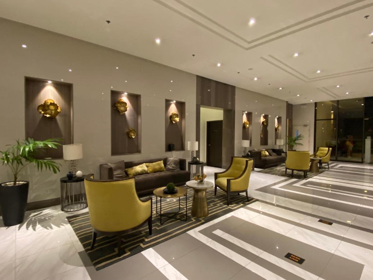 Cozyvilla At 81 Newport Blvd Walk To Naia T3 Marriott & Resorts World Casino & Newport Mall For 5 Pax Free Parking!!!! パサイ エクステリア 写真