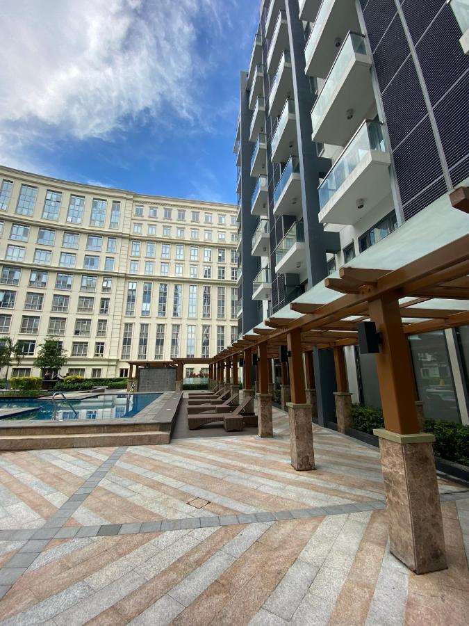 Cozyvilla At 81 Newport Blvd Walk To Naia T3 Marriott & Resorts World Casino & Newport Mall For 5 Pax Free Parking!!!! パサイ エクステリア 写真